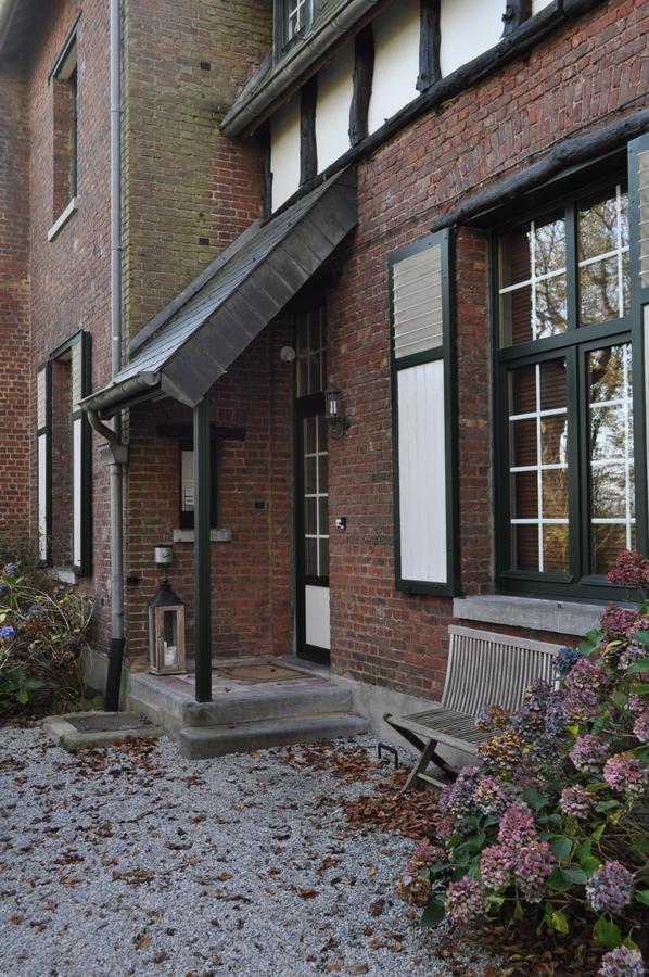 B&B Le Pavillon Du Bois De Buis Perwez Bagian luar foto